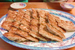 ぎょうざ「松龍軒」